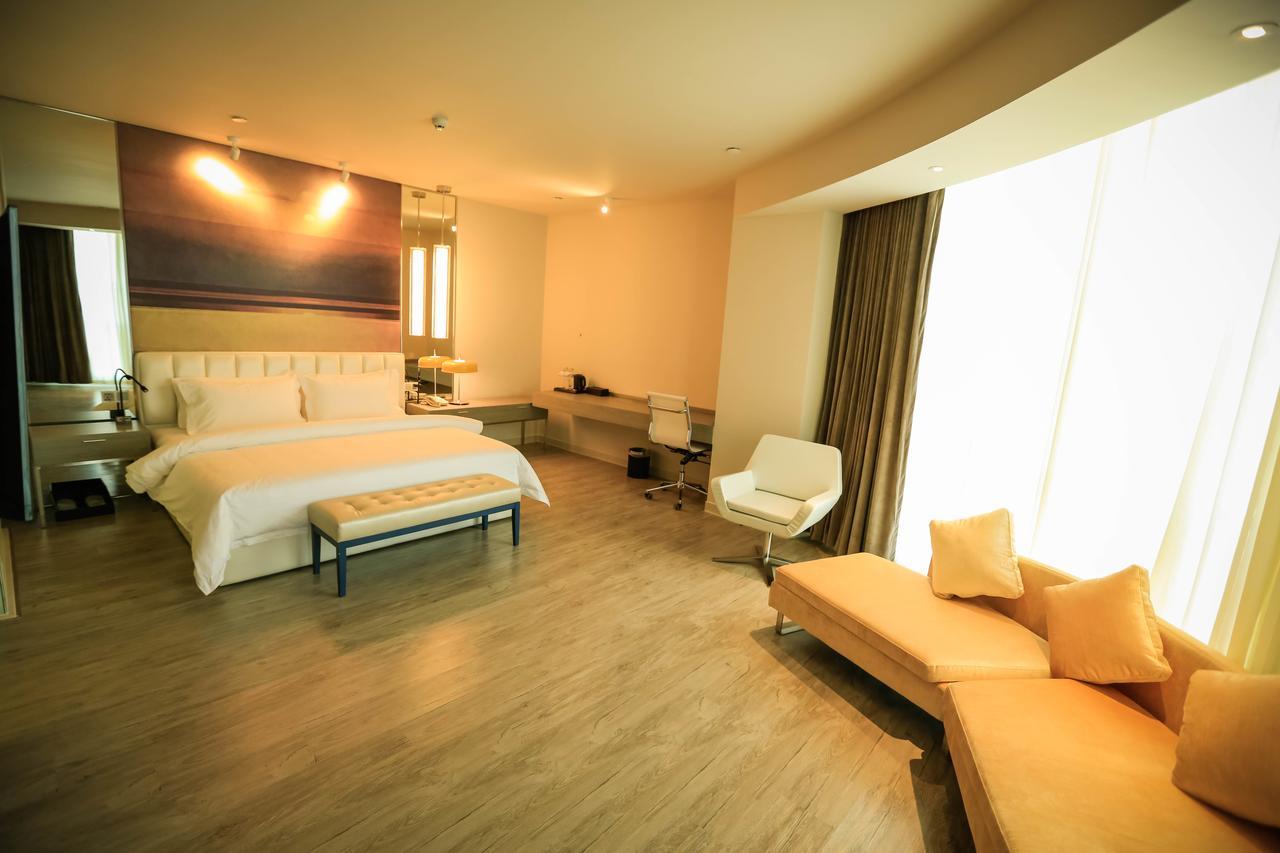 Metropolo Jin Jiang Hotels Turpan Administrative The Heart Of Pai Exterior foto